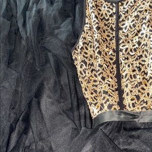 Sleeveless Gold and Black Dress